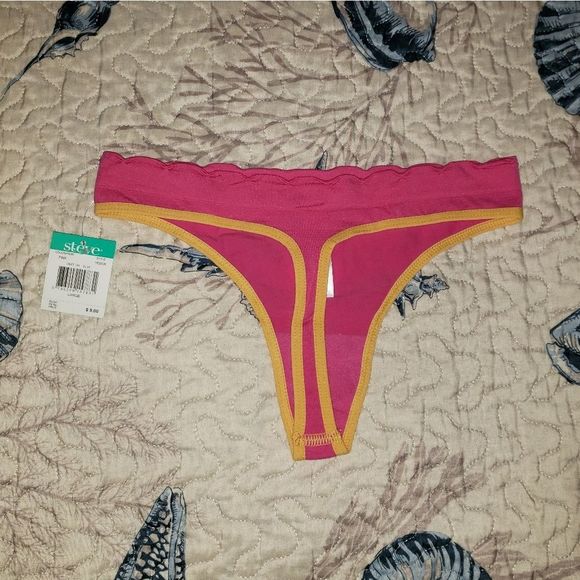 St. Eve Seamless Cherry Thong - Picture 2 of 4